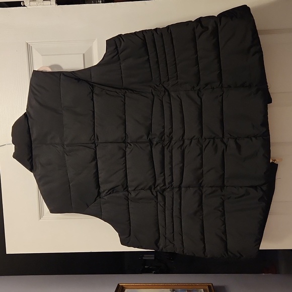 Charter Club black puffy vest - Picture 5 of 6